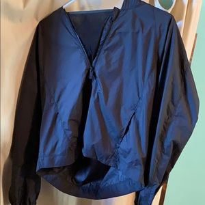 Lululemon Black Windbreaker Cropped